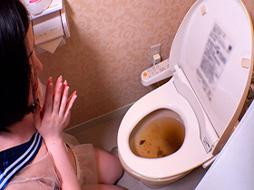 美肌美乳のカレンちゃんがお浣腸でたくさんのうんちをしてくれました。　サンプル画像19